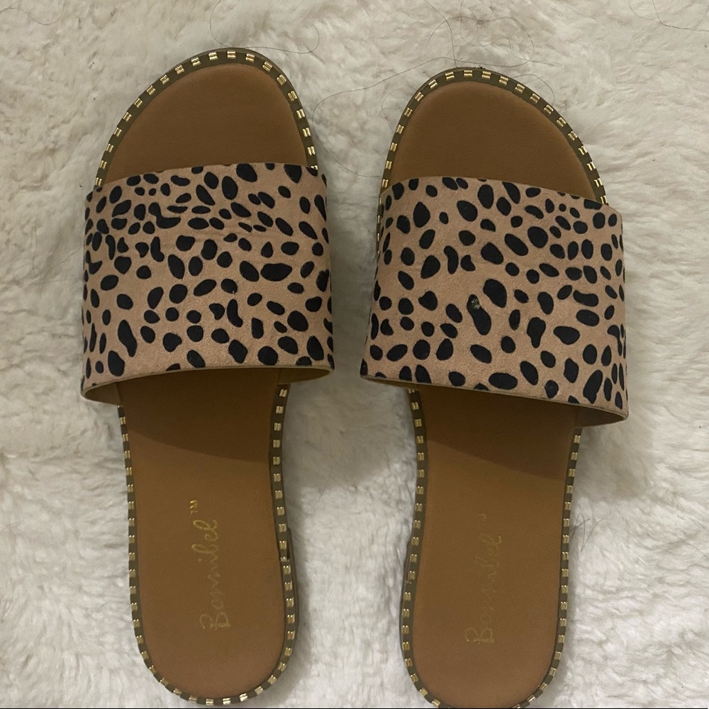 LEOPARD SANDALS